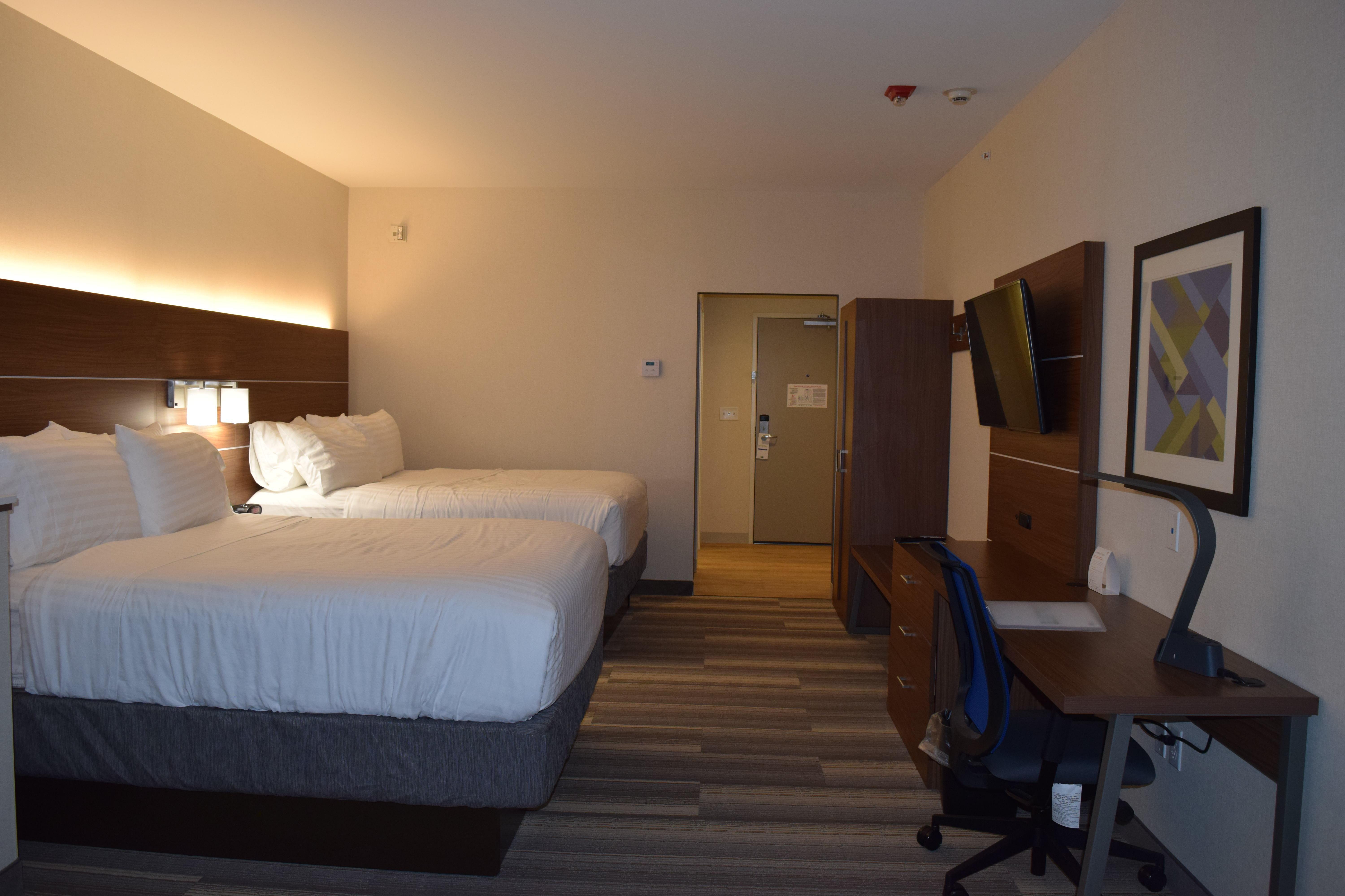 Holiday Inn Express & Suites - Ithaca, An Ihg Hotel Buitenkant foto