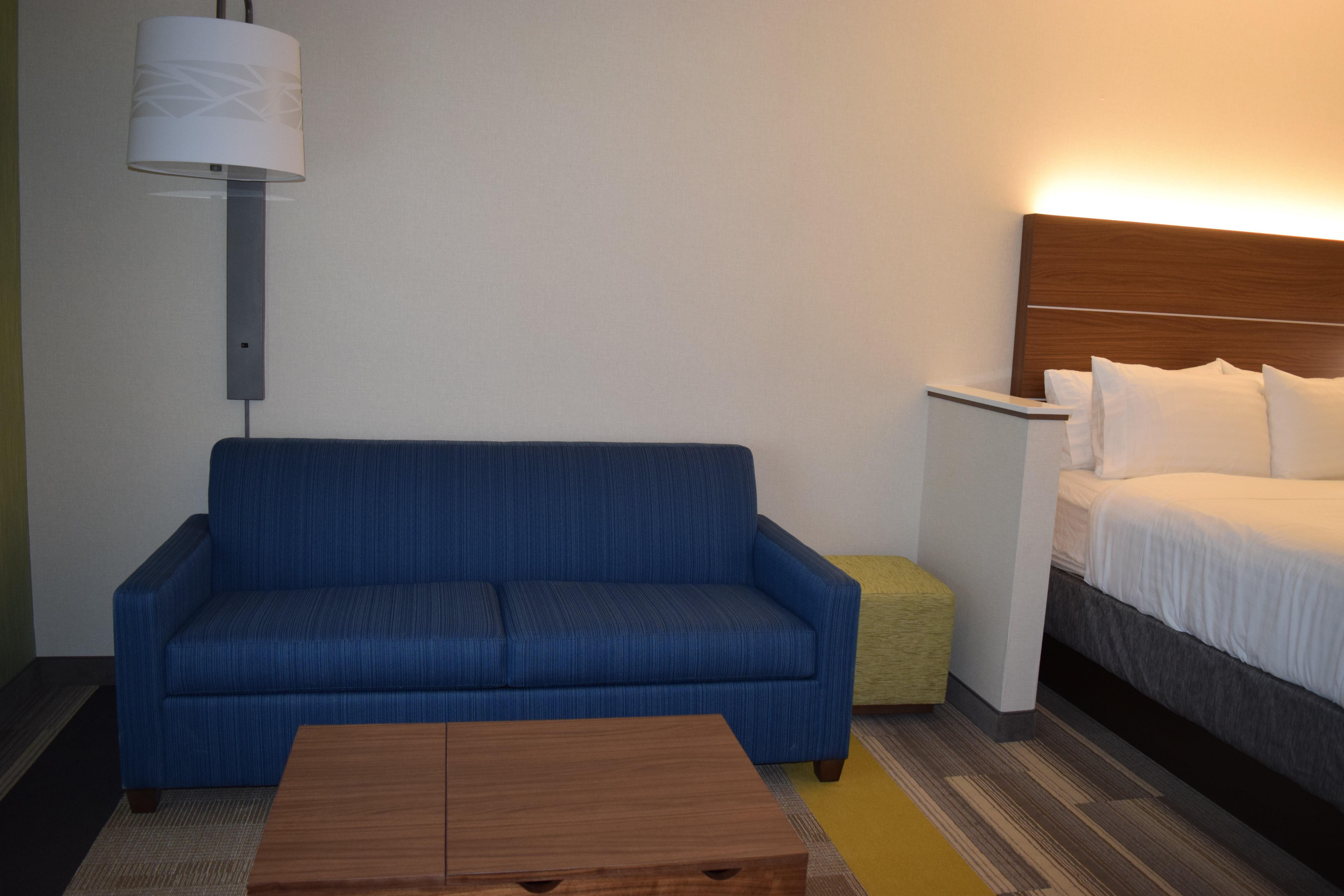 Holiday Inn Express & Suites - Ithaca, An Ihg Hotel Buitenkant foto