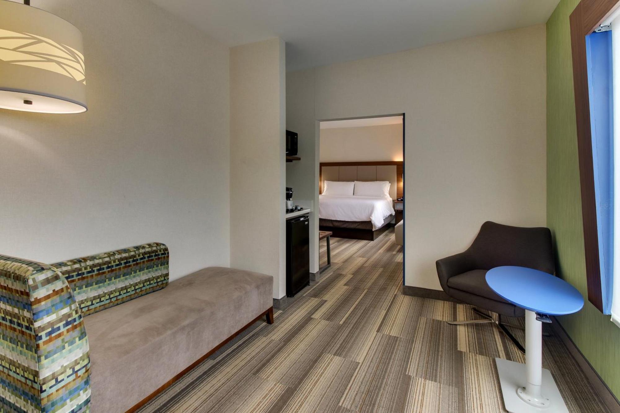 Holiday Inn Express & Suites Ithaca By Ihg Buitenkant foto